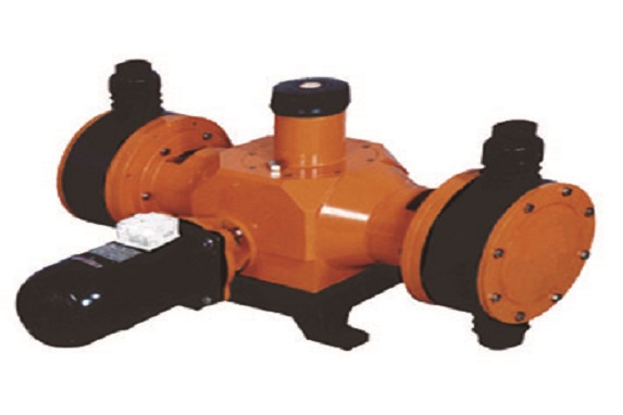 Pneumatic diaphragm metering pump